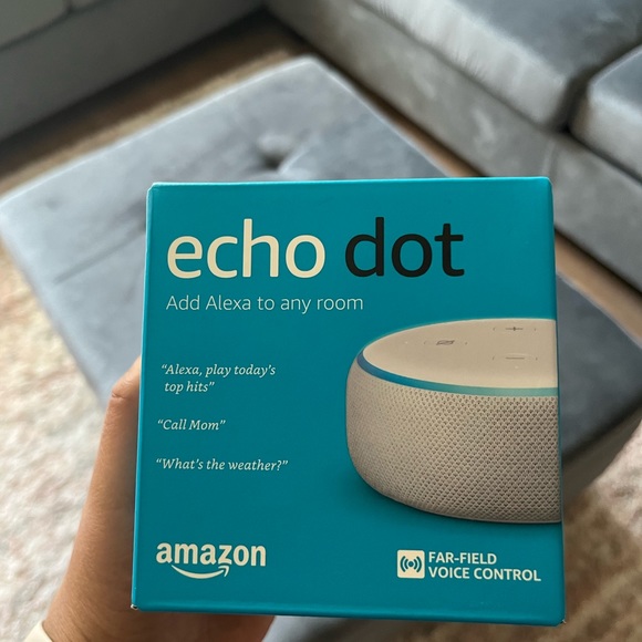 Amazon Echo Dot - Picture 1 of 2